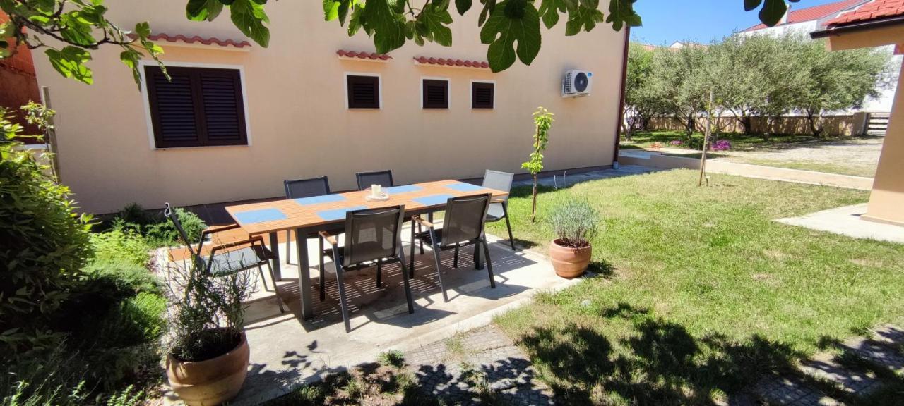 Apartmani Lavanda Vrsi Exteriör bild